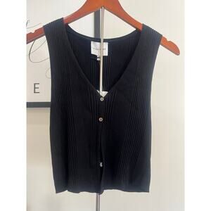 🖤 Pink Rose Black Ribbed Cropped Top – Size Medium (NWT) 🖤